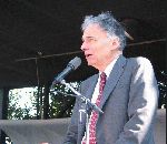 Ralph_Nader_speaks.JPG